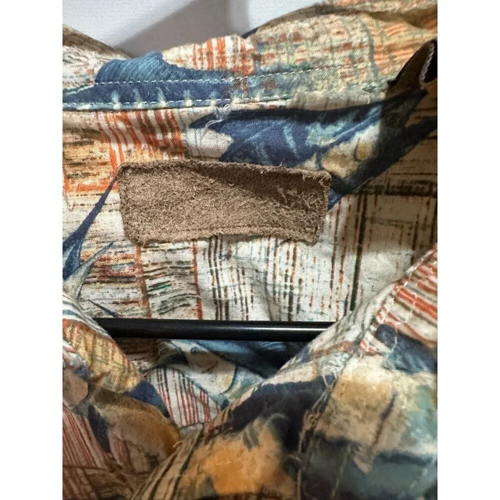 Clear Water Outfitters Shirt Men s/s XL resort wear Button Marlin Swordfish